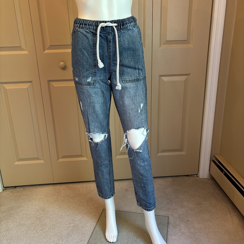 FOREVER 21 jeans